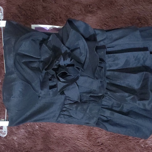 Hailey Logan Strapless Black Dress NWT - Picture 2 of 6